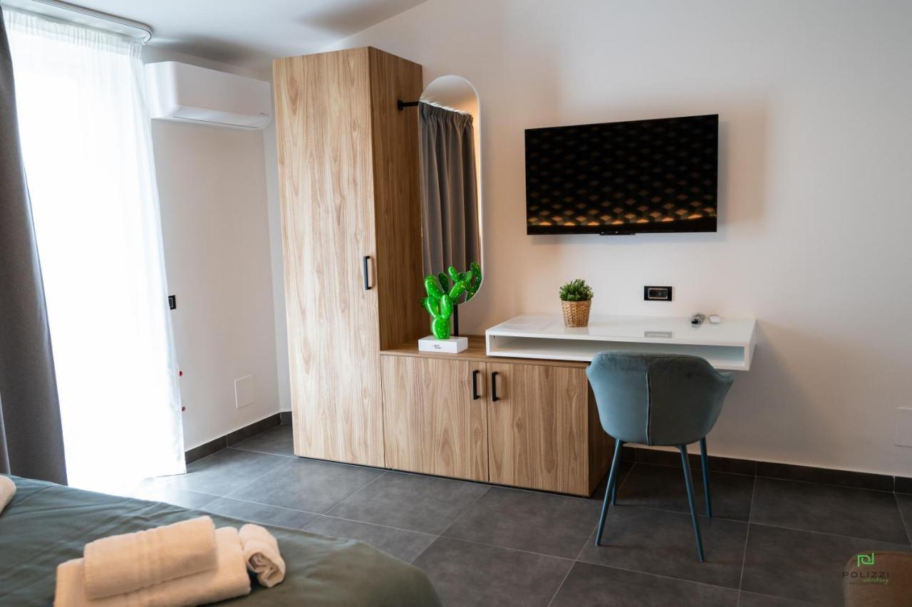 New River Hotel Borgetto エクステリア 写真
